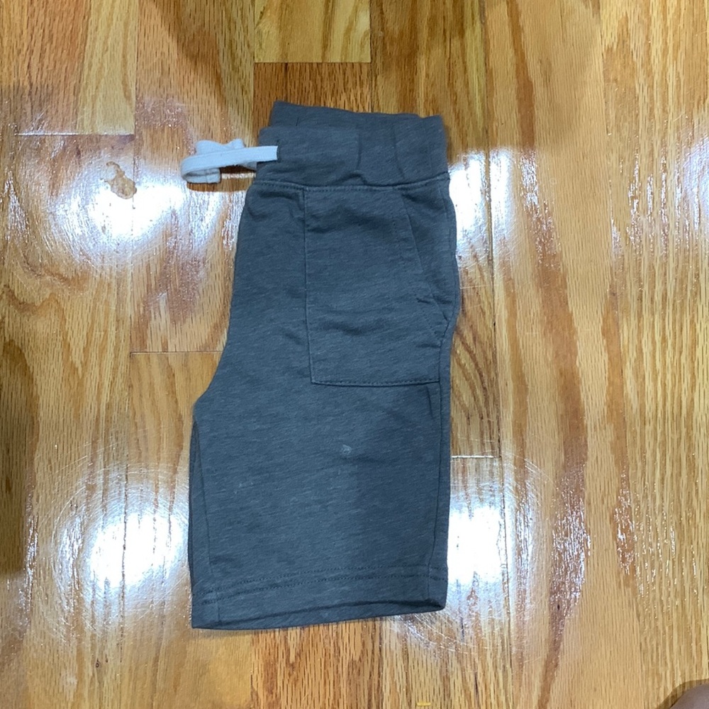 Boys Old Navy shorts